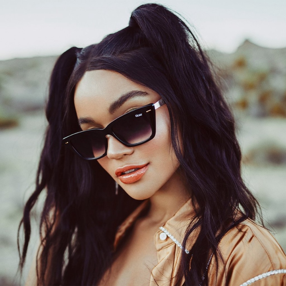 DONATING SOON! 
Quay sunglasses Prove it